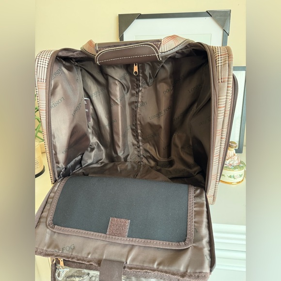 London Fog Checkered Travel Bag Set - Picture 16 of 17